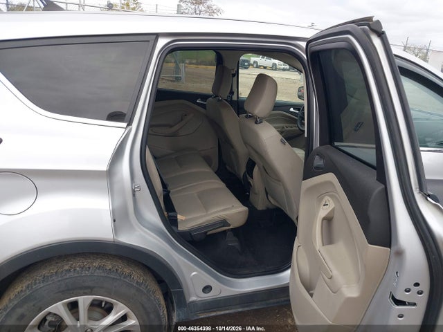 Продажа на аукционе авто 2019 Ford Escape Se, vin: 1FMCU0GD8KUB11770, номер лота: 46354398