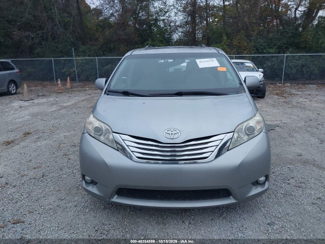 46354599 :رقم المزاد ، 5TDYK3DC5BS066143 vin ، 2011 Toyota Sienna Xle V6 مزاد بيع
