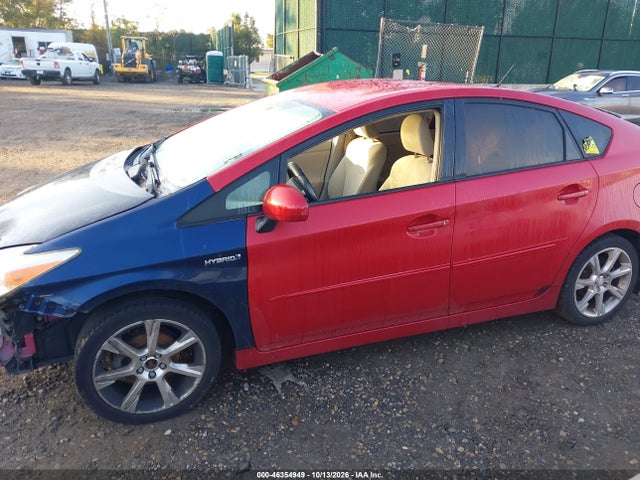 46354949 :رقم المزاد ، JTDKN3DU3E0375848 vin ، 2014 Toyota Prius Three مزاد بيع