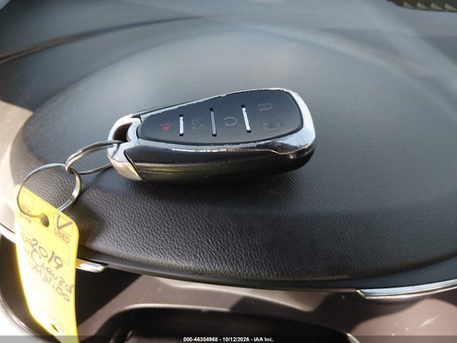 1G1ZD5ST3KF170765 Chevrolet MALIBU LT
