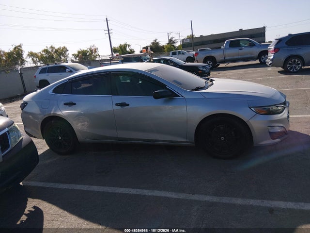 1G1ZD5ST3KF170765 Chevrolet MALIBU LT