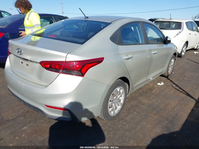 Hyundai ACCENT SE 2019 3KPC24A33KE061991 Image 4