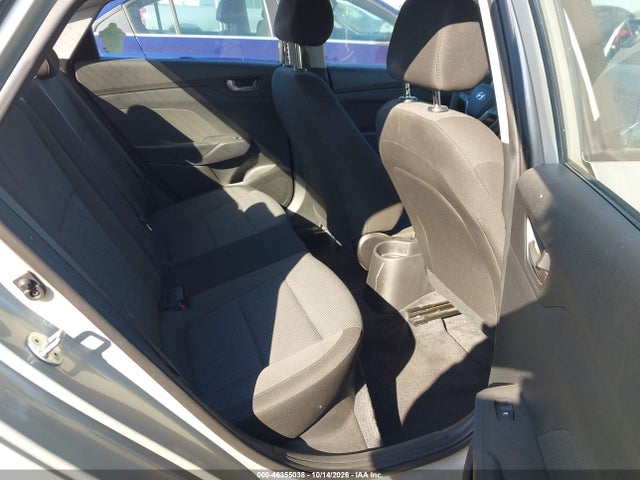 Hyundai ACCENT SE 2019 3KPC24A33KE061991 Image 8