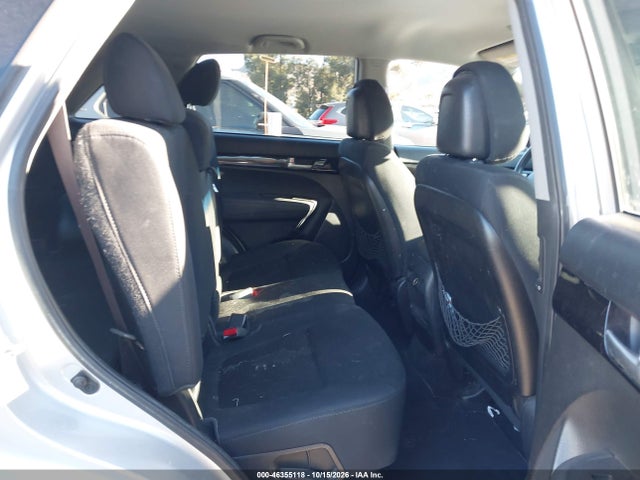 KIA SORENTO LX 2015 5XYKTCA6XFG563273 Image 8