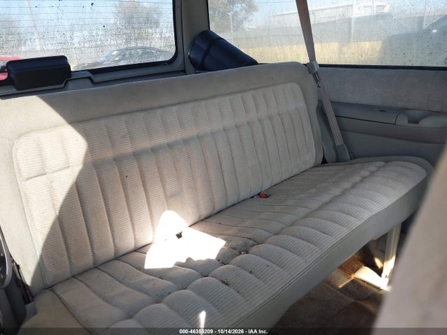 Продажа на аукционе авто 1994 Chevrolet Blazer K1500, vin: 1GNEK18K8RJ442695, номер лота: 46355209