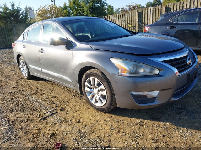 2015 Nissan Altima 2.5 S მანქანა იყიდება აუქციონზე, vin: 1N4AL3AP7FN317249, აუქციონის ნომერი: 46355363