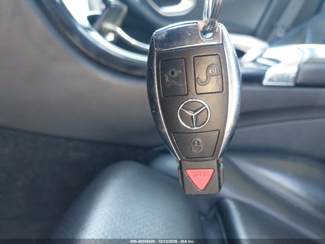 2016 Mercedes-benz C 300 4matic მანქანა იყიდება აუქციონზე, vin: 55SWF4KB9GU125135, აუქციონის ნომერი: 46355428