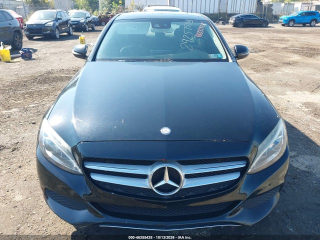 2016 Mercedes-benz C 300 4matic მანქანა იყიდება აუქციონზე, vin: 55SWF4KB9GU125135, აუქციონის ნომერი: 46355428