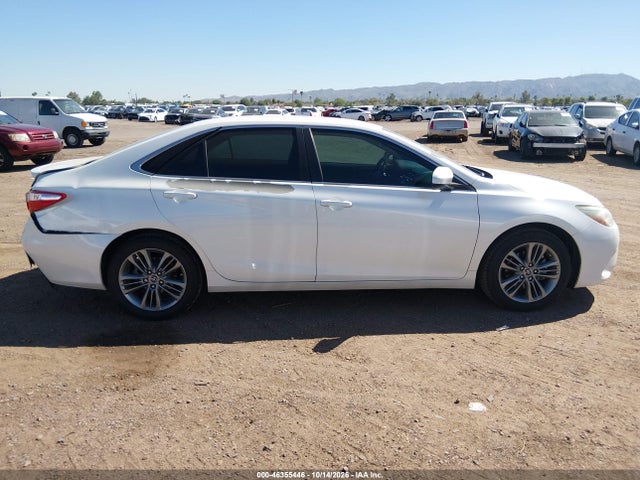 46355446 :رقم المزاد ، 4T1BF1FK5FU010168 vin ، 2015 Toyota Camry Se مزاد بيع