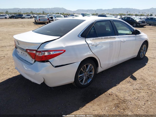 46355446 :رقم المزاد ، 4T1BF1FK5FU010168 vin ، 2015 Toyota Camry Se مزاد بيع