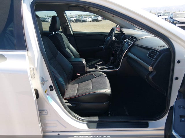 46355446 :رقم المزاد ، 4T1BF1FK5FU010168 vin ، 2015 Toyota Camry Se مزاد بيع