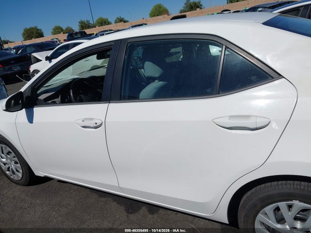 46355495 :رقم المزاد ، 5YFBURHE7JP750455 vin ، 2018 Toyota Corolla Le مزاد بيع