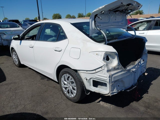 46355495 :رقم المزاد ، 5YFBURHE7JP750455 vin ، 2018 Toyota Corolla Le مزاد بيع