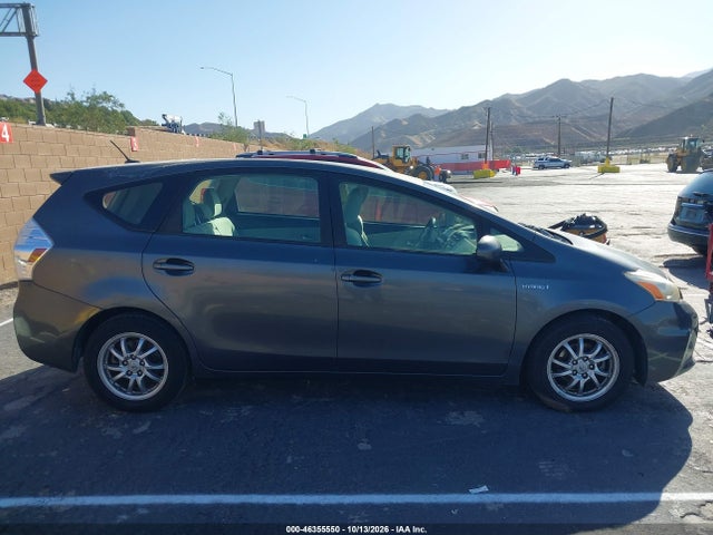 2013 Toyota Prius V Three მანქანა იყიდება აუქციონზე, vin: JTDZN3EU1D3260031, აუქციონის ნომერი: 46355550