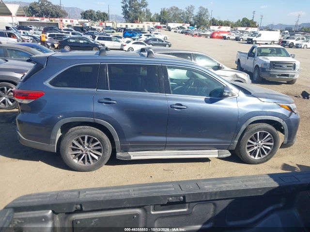 5TDKZRFH9HS510677 Toyota Highlander Xle
