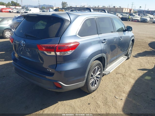 5TDKZRFH9HS510677 Toyota Highlander Xle