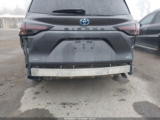 5TDYRKEC2SS259967 Toyota Sienna Xle/xle 8 Passenger