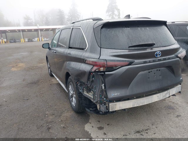 5TDYRKEC2SS259967 Toyota Sienna Xle/xle 8 Passenger