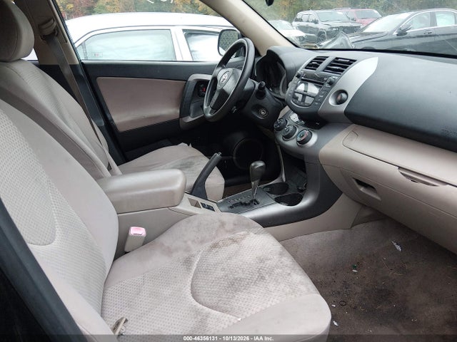 2006 Toyota Rav4 მანქანა იყიდება აუქციონზე, vin: JTMBD33V666012245, აუქციონის ნომერი: 46356131