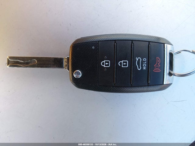 KIA Optima Lx 2017 5XXGT4L38HG147132 Image 11