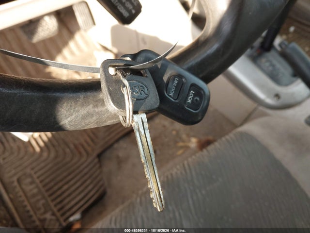 46356231 :رقم المزاد ، JTEHH20V520165317 vin ، 2002 Toyota Rav4 مزاد بيع