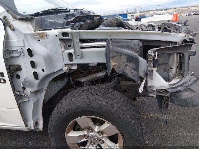 Продажа на аукционе авто 2015 Ram 1500 Tradesman, vin: 3C6JR6DT3FG621746, номер лота: 46356242