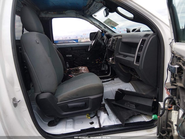 Продажа на аукционе авто 2015 Ram 1500 Tradesman, vin: 3C6JR6DT3FG621746, номер лота: 46356242