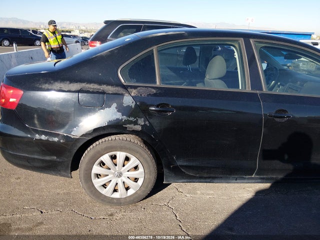 2011 Volkswagen Jetta 2.0l S მანქანა იყიდება აუქციონზე, vin: 3VW2K7AJ7BM300408, აუქციონის ნომერი: 46356278