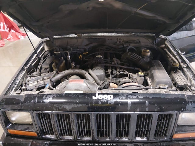 2000 Jeep Cherokee Classic მანქანა იყიდება აუქციონზე, vin: 1J4FF58S0YL109526, აუქციონის ნომერი: 46356360