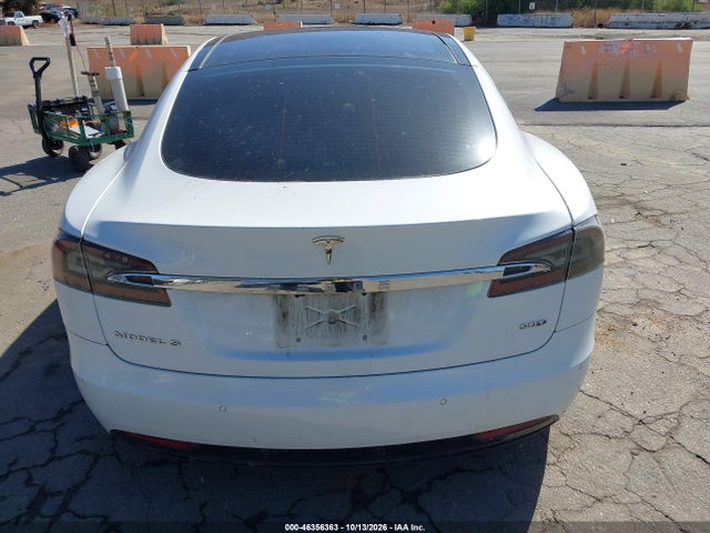 Tesla Model S 60d/70d/75d/85d/90d 2016 5YJSA1E2XGF140932 Image 16