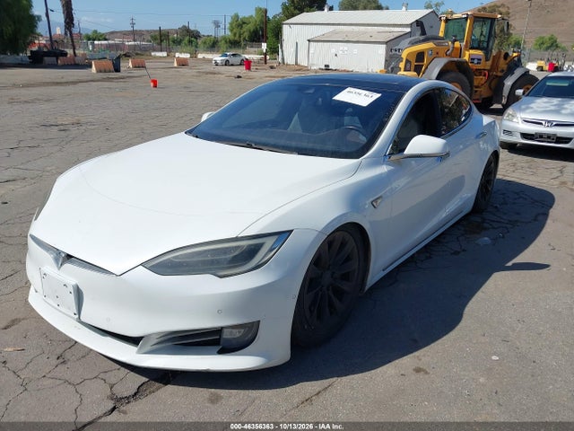 Tesla Model S 60d/70d/75d/85d/90d 2016 5YJSA1E2XGF140932 Image 2