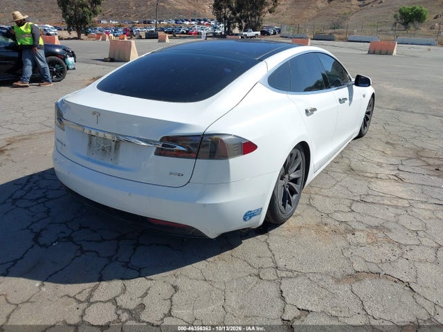 Tesla Model S 60d/70d/75d/85d/90d 2016 5YJSA1E2XGF140932 Image 4
