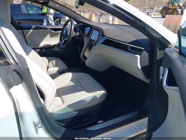 Tesla Model S 60d/70d/75d/85d/90d 2016 5YJSA1E2XGF140932 Image 5