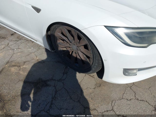 Tesla Model S 60d/70d/75d/85d/90d 2016 5YJSA1E2XGF140932 Image 6