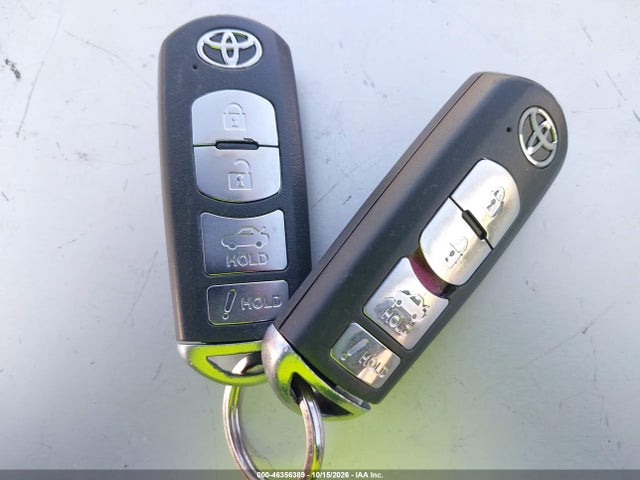 3MYDLBYV7HY185834 Toyota YARIS IA