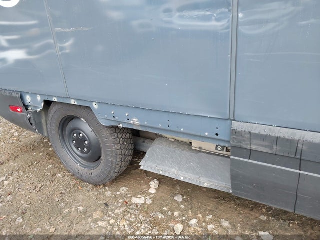 Продаж на аукціоні авто 2023 Rivian Delivery 700, vin: 7FCEHEB71PN007472, номер лоту: 46356456