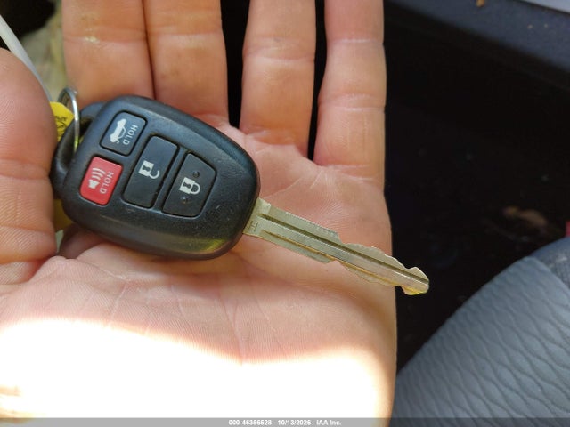 46356528 :رقم المزاد ، 2T1BURHE4GC672287 vin ، 2016 Toyota Corolla Le مزاد بيع