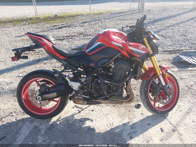 Kawasaki ZR900 2022 JKAZR2F1XNA041126 Image 12