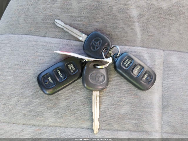 46356544 :رقم المزاد ، 4T3ZF13C4XU148689 vin ، 1999 Toyota Sienna Le مزاد بيع