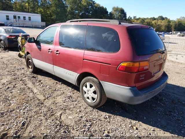 46356544 :رقم المزاد ، 4T3ZF13C4XU148689 vin ، 1999 Toyota Sienna Le مزاد بيع