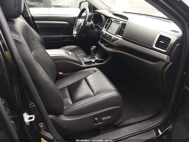 Продаж на аукціоні авто 2019 Toyota Highlander Xle, vin: 5TDJZRFH7KS621716, номер лоту: 46356811