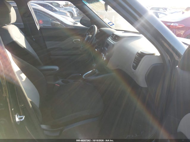 46357262 :رقم المزاد ، KNDJN2A27G7352169 vin ، 2016 Kia Soul مزاد بيع