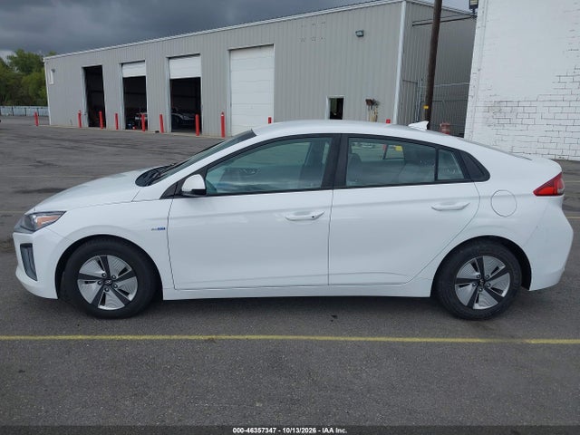 Продаж на аукціоні авто 2020 Hyundai Ioniq Hybrid Blue, vin: KMHC65LC7LU233252, номер лоту: 46357347