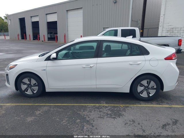 Продаж на аукціоні авто 2020 Hyundai Ioniq Hybrid Blue, vin: KMHC65LC7LU233431, номер лоту: 46357348