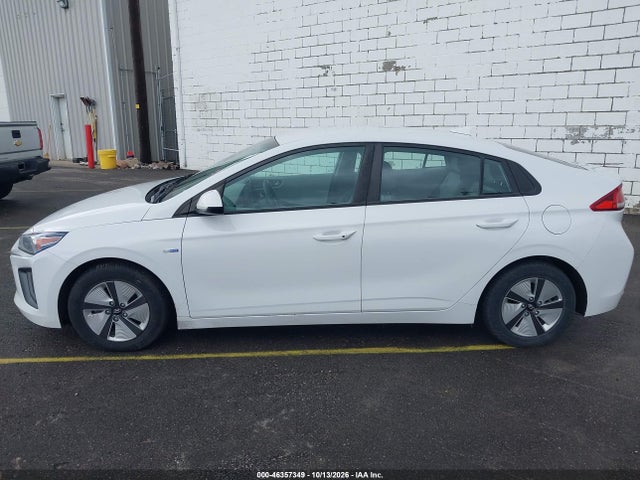 Продаж на аукціоні авто 2020 Hyundai Ioniq Hybrid Blue, vin: KMHC65LC8LU233244, номер лоту: 46357349