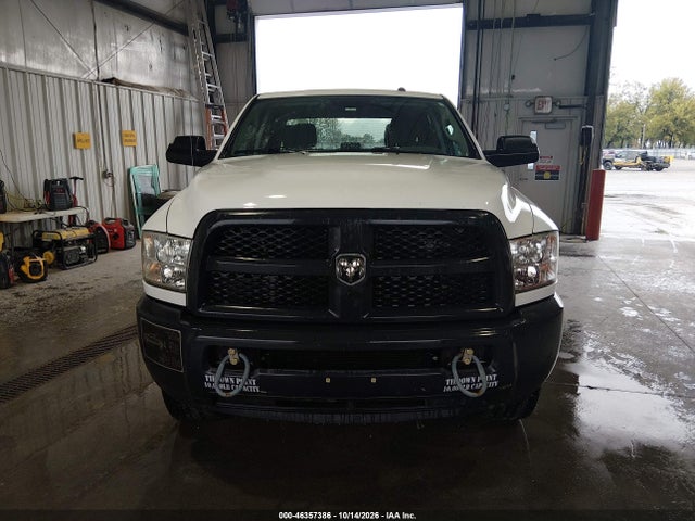 46357386 :رقم المزاد ، 3C63R3GL2HG710519 vin ، 2017 Ram 3500 Tradesman  4x4 8' Box مزاد بيع