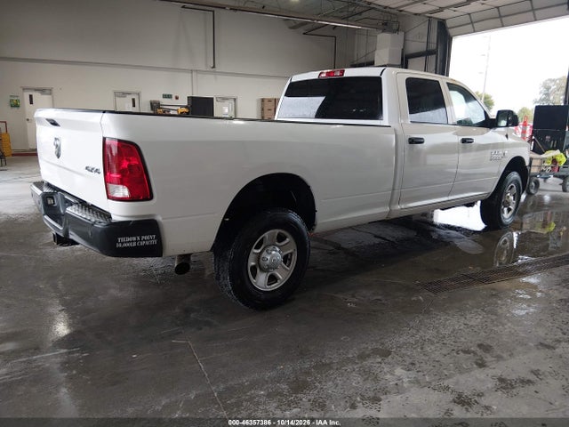 46357386 :رقم المزاد ، 3C63R3GL2HG710519 vin ، 2017 Ram 3500 Tradesman  4x4 8' Box مزاد بيع