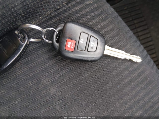 Продаж на аукціоні авто 2015 Toyota Rav4 Xle, vin: 2T3RFREVXFW334703, номер лоту: 46357678