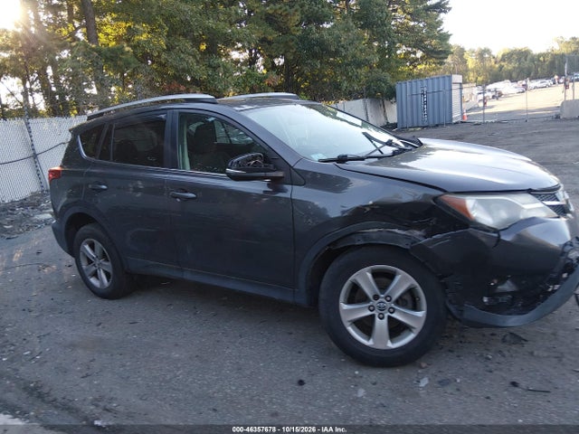 Продаж на аукціоні авто 2015 Toyota Rav4 Xle, vin: 2T3RFREVXFW334703, номер лоту: 46357678