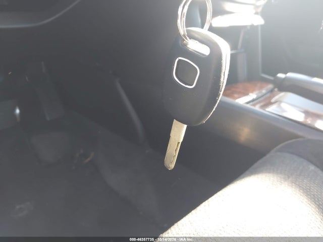 46357735 :رقم المزاد ، 1HGCP2F75AA100701 vin ، 2010 Honda Accord 2.4 Ex مزاد بيع